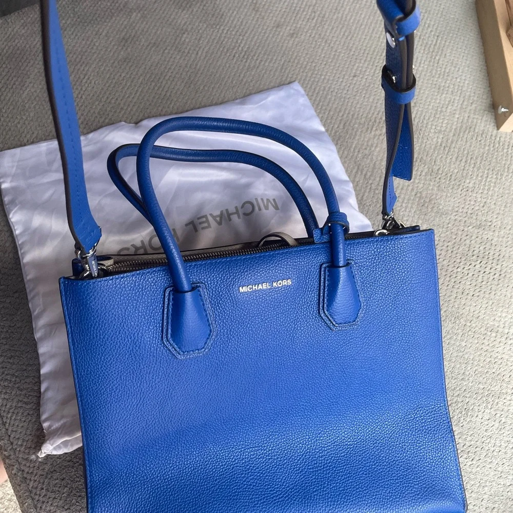 Michael Kors Blue Structured Leather Tote - Picture 5 of 7